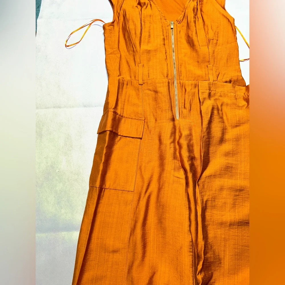Taylor cayenne color cargo wide leg zip front jumpsuit NWT size 4 - Picture 3 of 6